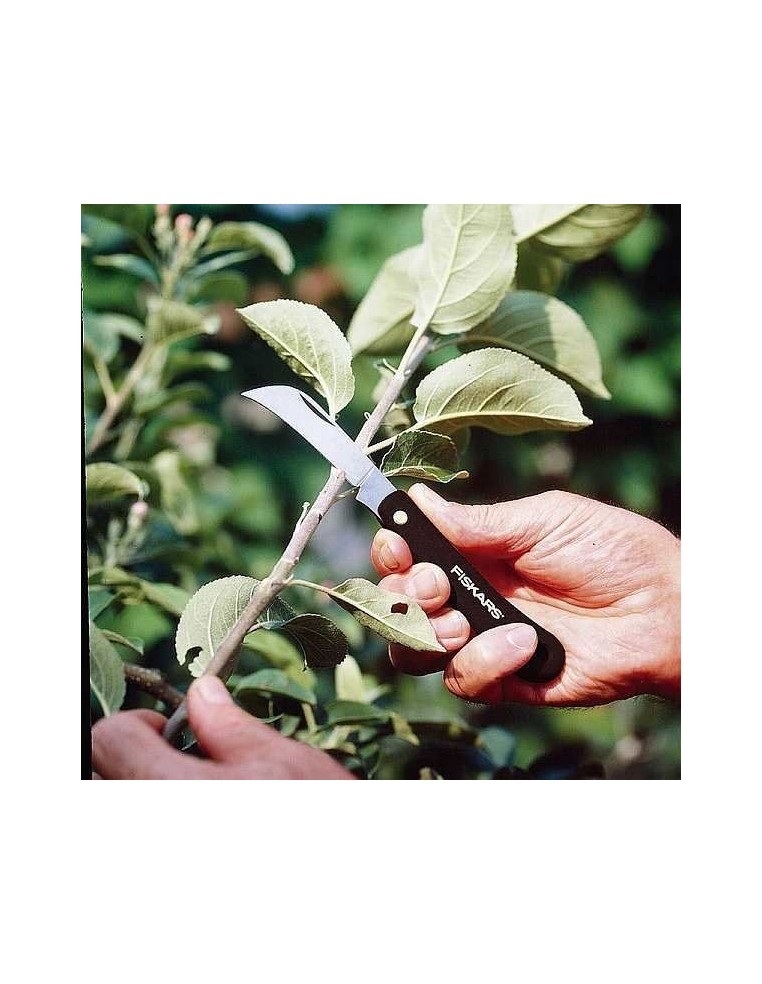 Couteau Serpette Fiskars Scie, sabre, serpette et faucille