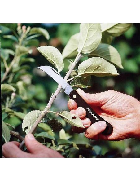 Couteau Serpette Fiskars Scie, sabre, serpette et faucille