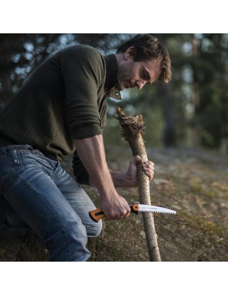 Scie de jardin à lame rétractable Xtract Fiskars Scie, sabre, serpette et faucille